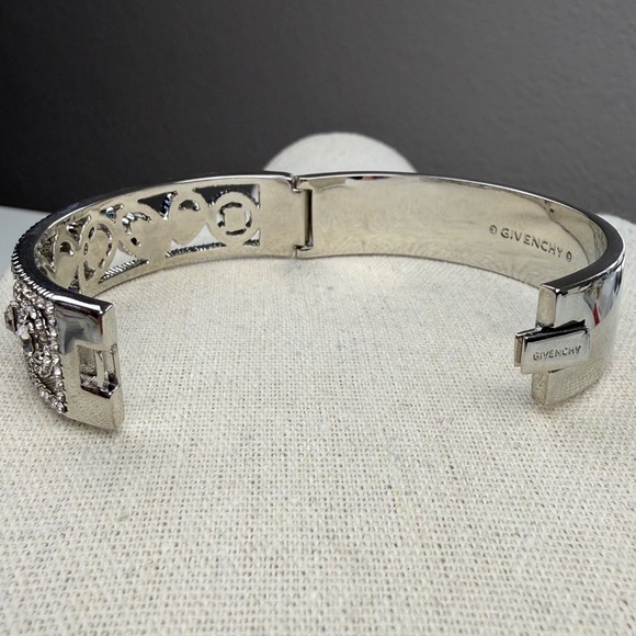 Givenchy Womens Openwork Oval Glass Crystal Silver Tone Bangle Bracelet - Picture 8 of 11